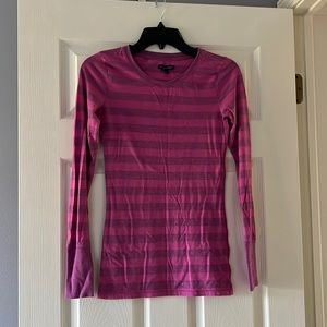 American Eagle long sleeve tee